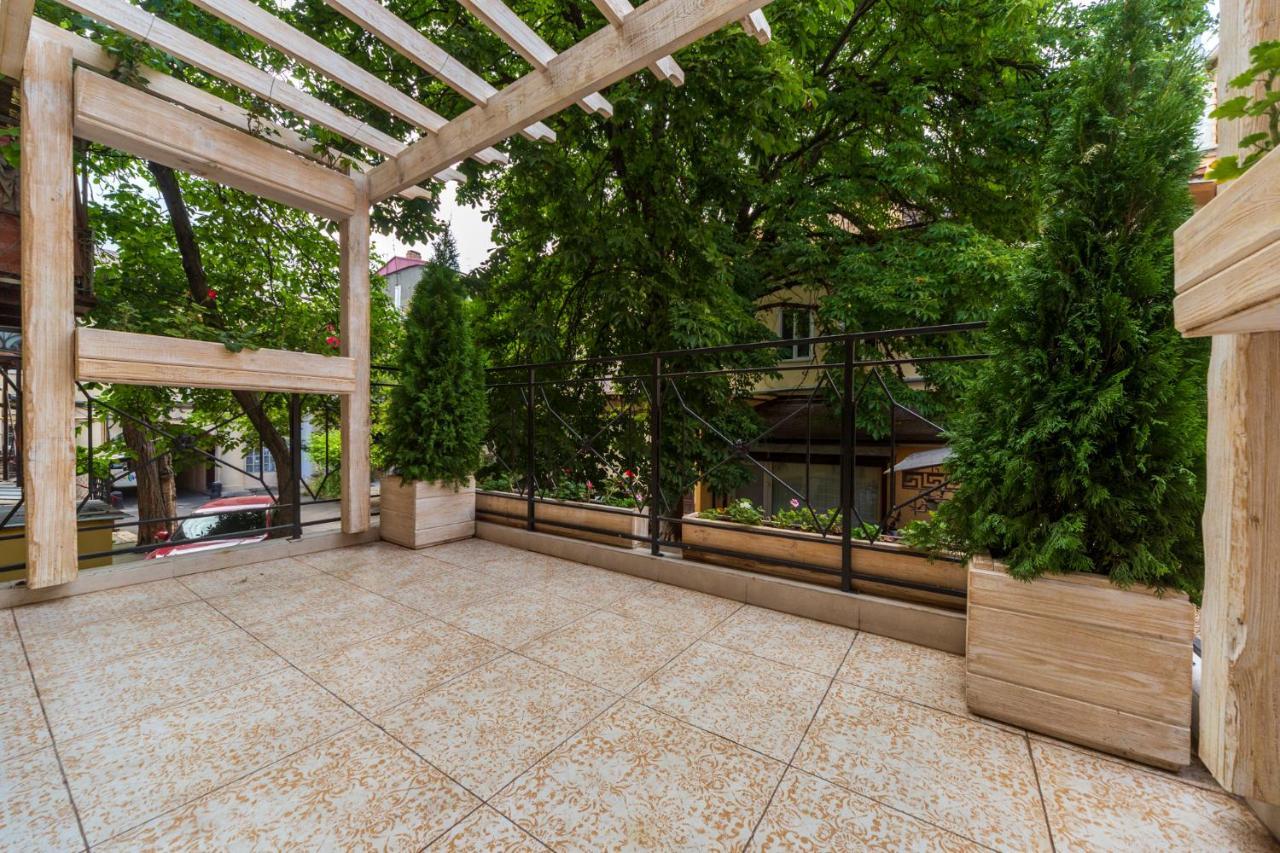 Трирівневий Лофт Із Спальнею-Укриттям Self Check-In 247 Odessa Exteriör bild