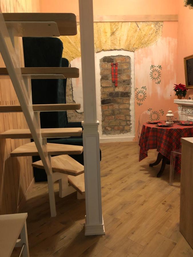 Трирівневий Лофт Із Спальнею-Укриттям Self Check-In 247 Odessa Exteriör bild